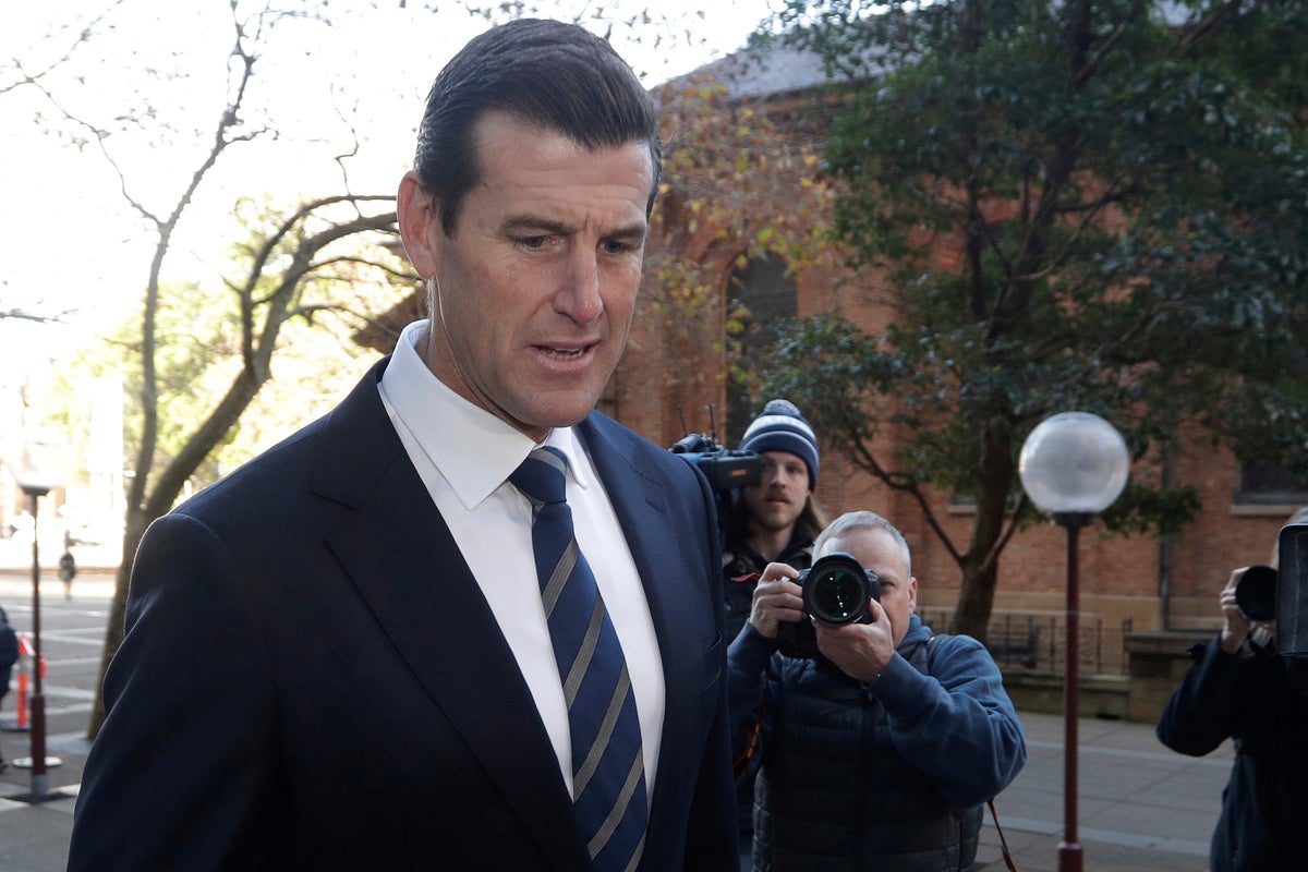 Australia's most decorated veteran granted bail on war crimes charges ...