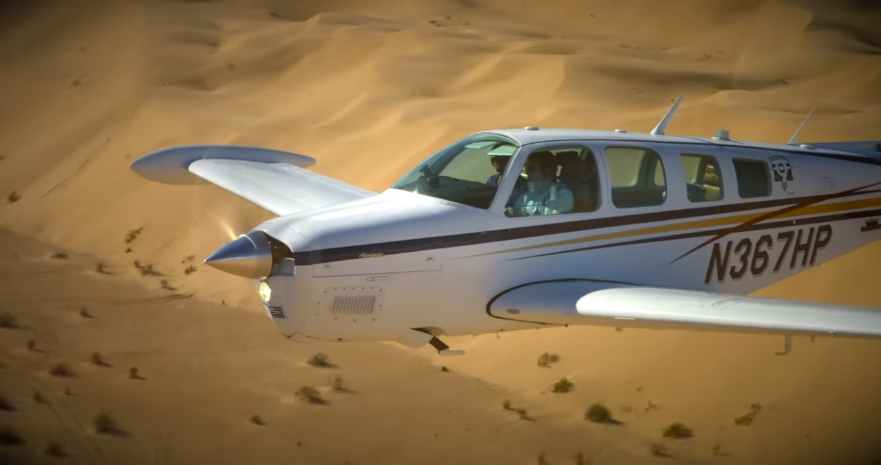 Why these aircraft broke formation at high speed - 