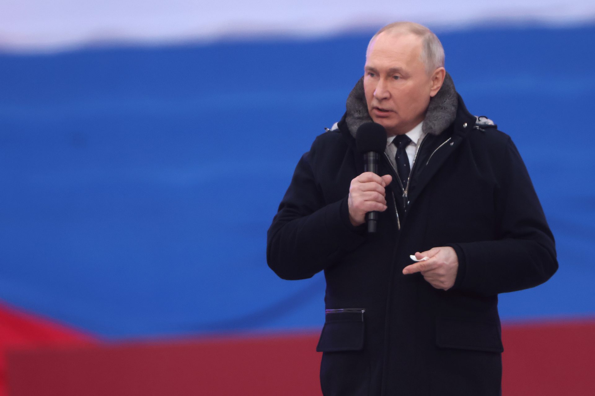 Putin’s popularity is falling in Russia, polling reveals
