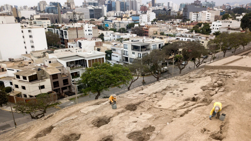 Miraflores through food, history and ocean views