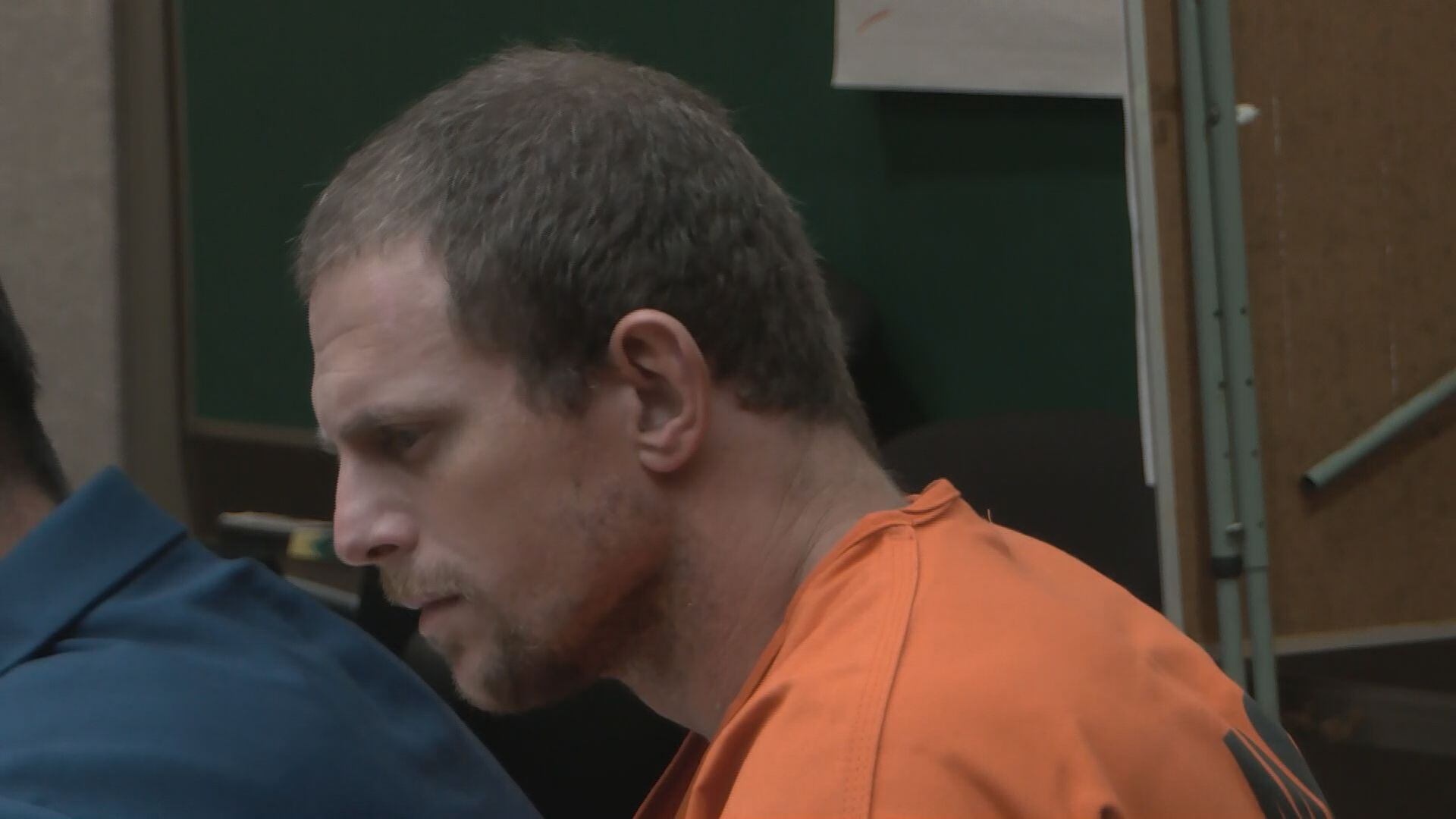Maui officers testify in hearing for man accused of stabbing father to ...