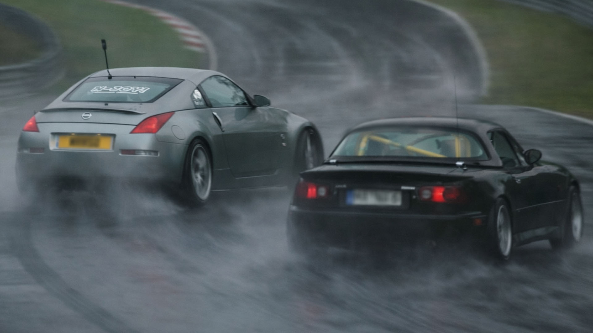 Side by side-racing bliver til drifting på Nürburgring