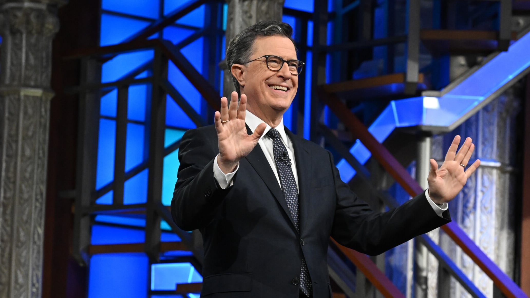 Oprah flips script on Colbert in emotional exit interview