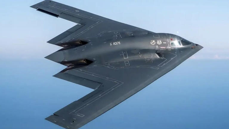 B-2-es bombázók csapást mértek az IRGC Teherán közelében található föld ...