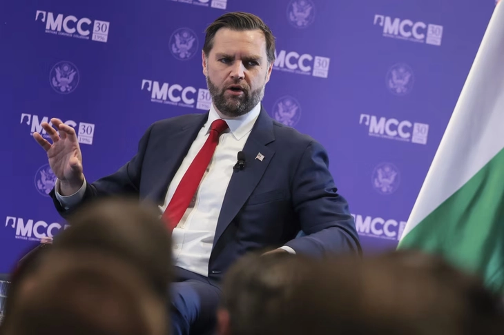 Mỹ và Iran mạnh miệng 'dùng biện pháp mạnh' nếu đàm phán không thành