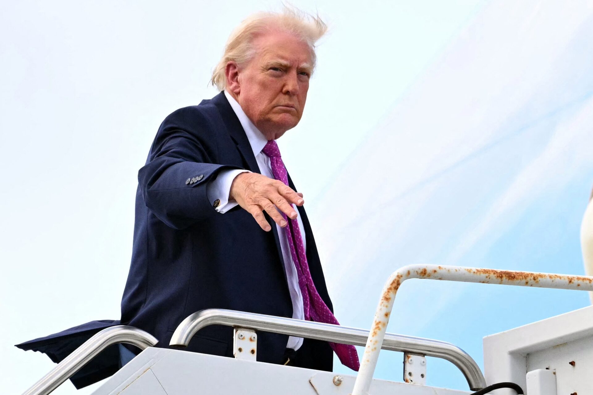 La impactante lista de despidos de Trump en su segundo mandato