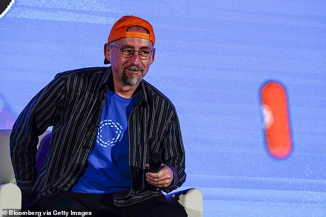 Mysterious Bitcoin inventor is 'unmasked' as British nerd who could ...