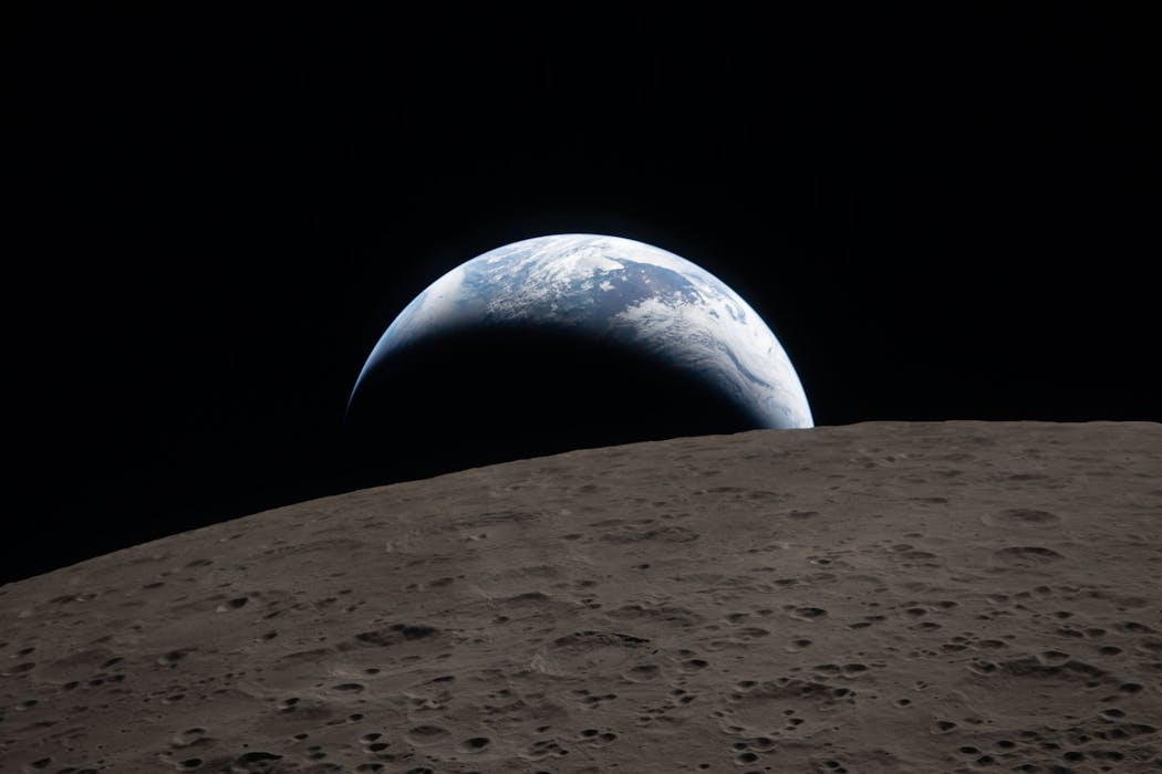 How Artemis II’s Earthset photo compares with the iconic Earthrise ...