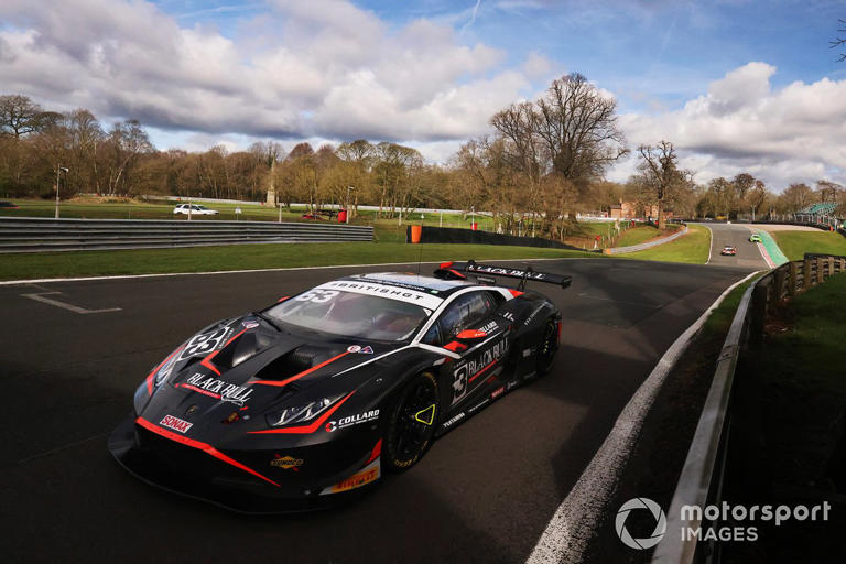British GT champion Collard makes BTCC return for 2026