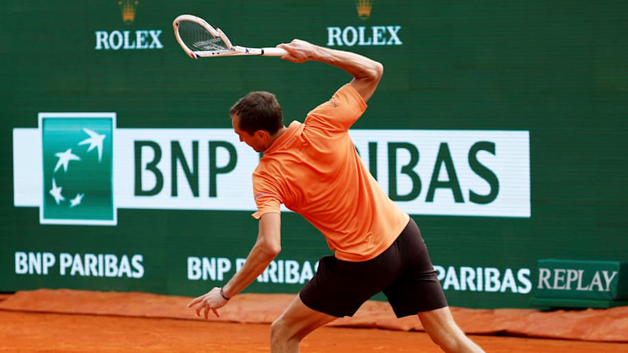 Daniil Medvedev smashes racket in Monte Carlo meltdown