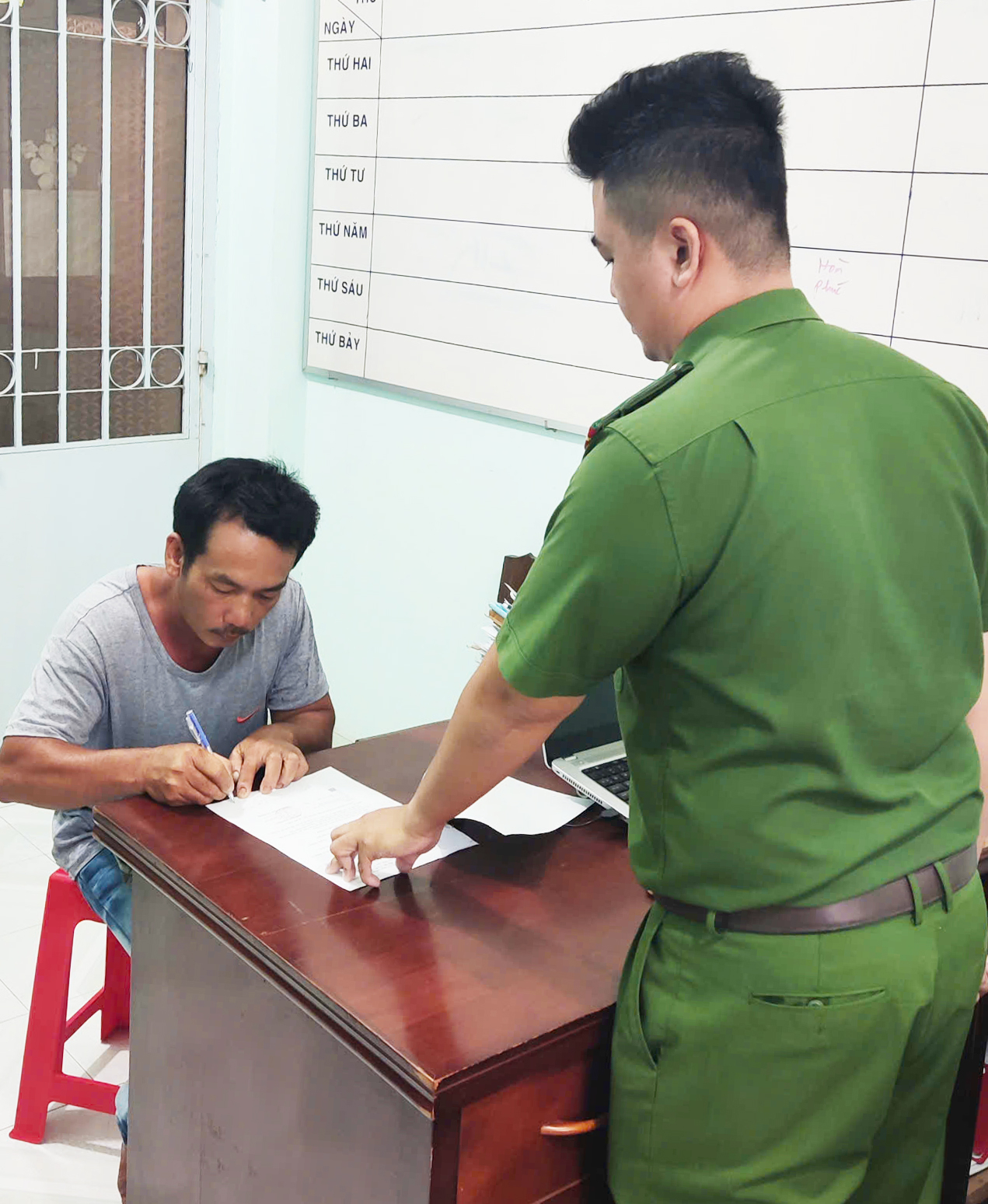 Tài công say rượu tông chết người lái đò trên sông Tiền bị bắt