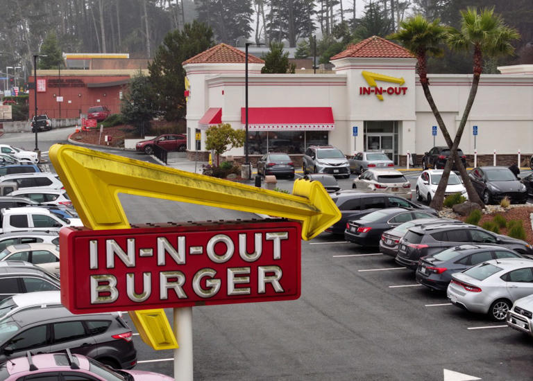 In-N-Out CEO promises to buck fast-food trends and keep 'special ...