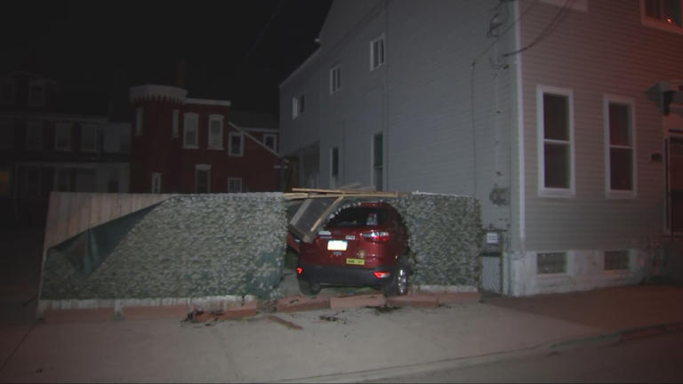Stolen SUV crashes into fence near house in Pittsburgh; witnesses say ...