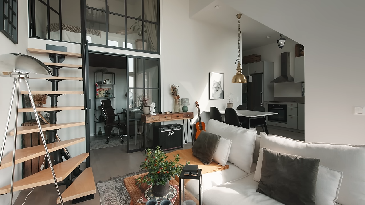This 41sqm loft feels huge - here’s how the glass box changed everything