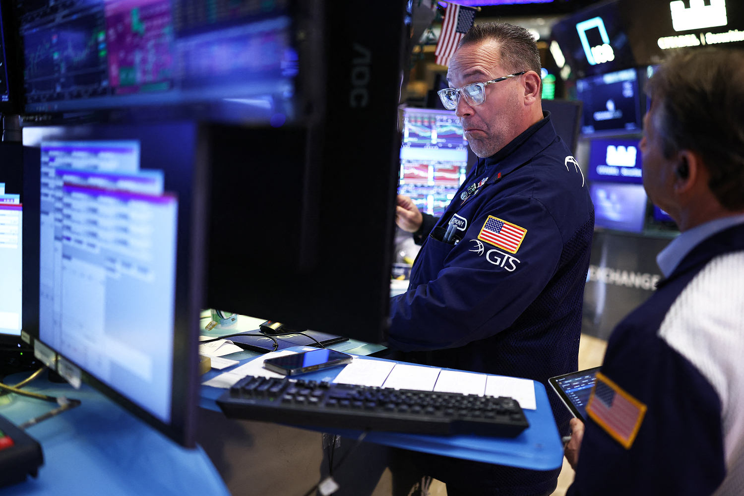 Stocks roar higher on US.-Iran ceasefire news, but plenty of questions ...