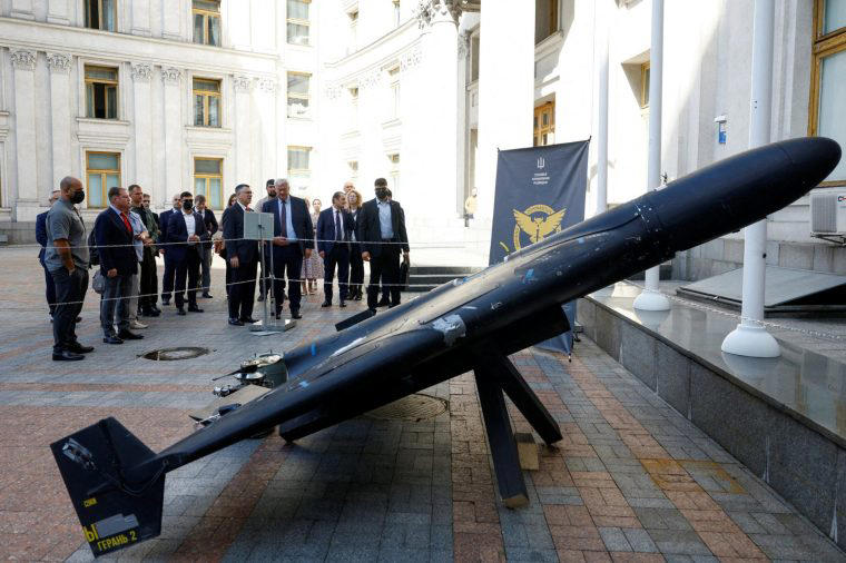 A Russian kamikaze Geran drone, a copy of an Iranian-made Shahed-136 unmanned aerial vehicle, in Kyiv last summer (Photo: Valentyn Ogirenko/Reuters)