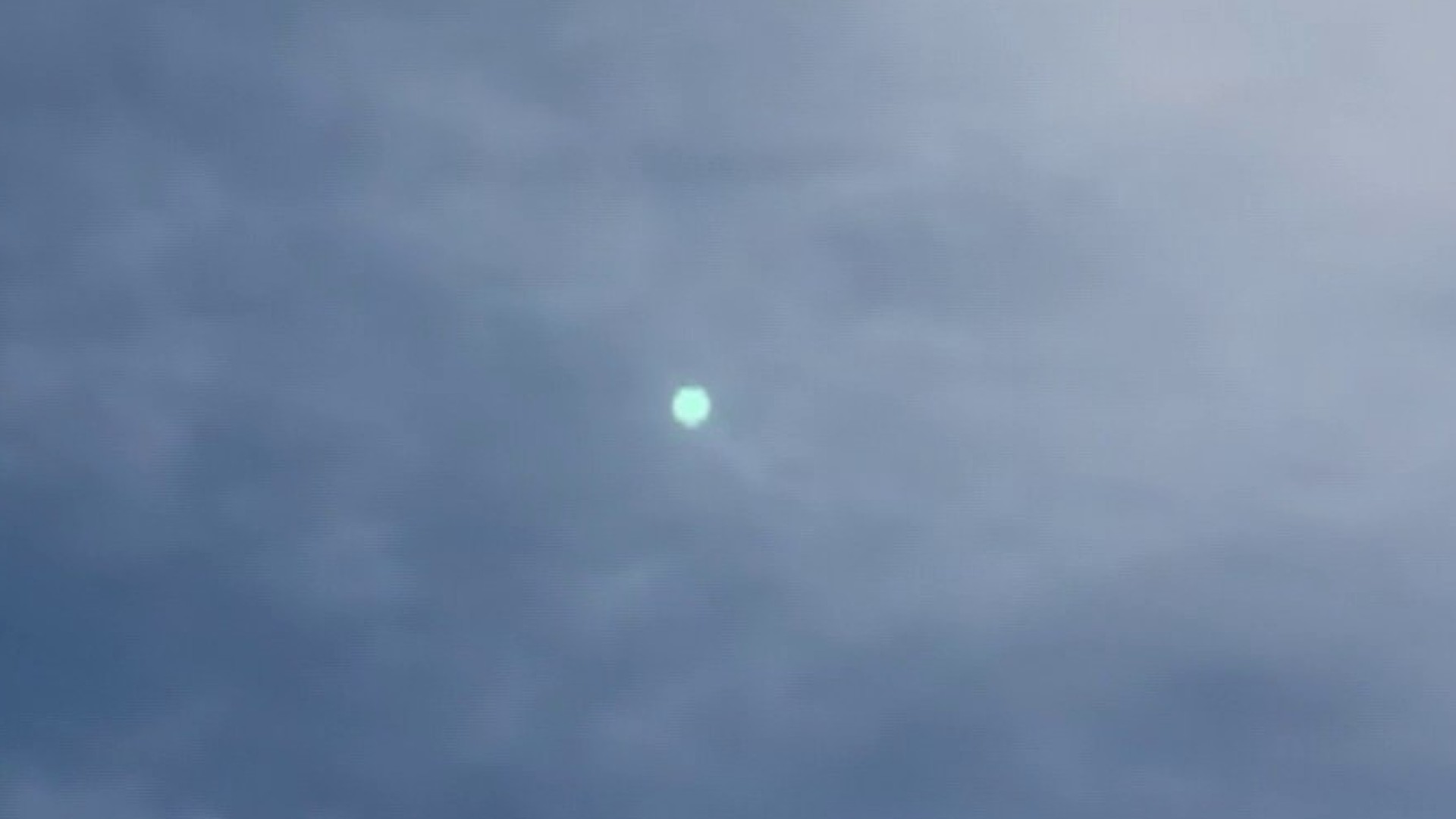 Meteor traveling 30,000 miles per hour spotted on the East Coast<br>