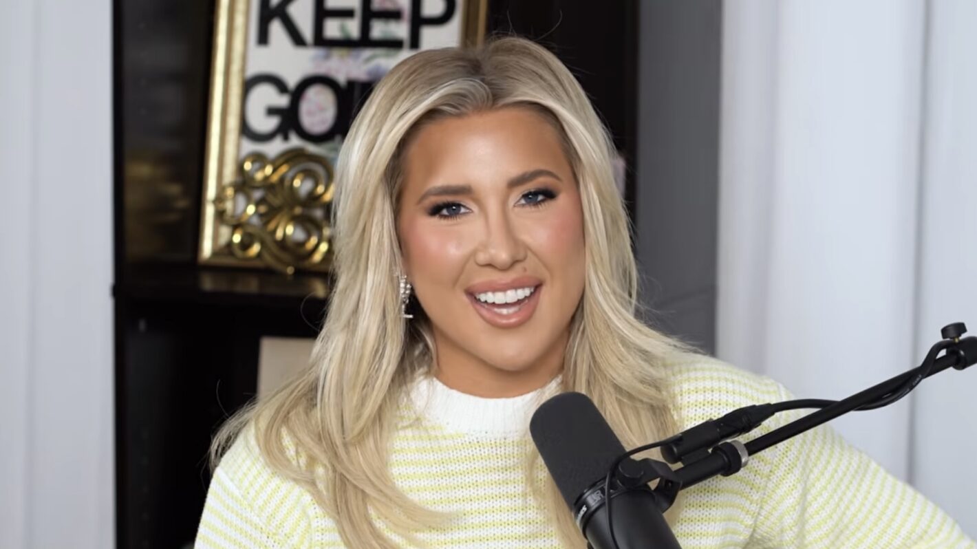 Savannah Chrisley teases she looks like she's pregnant amid IVF journey