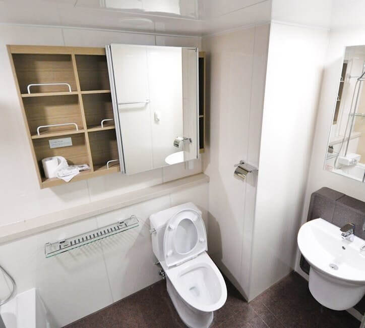 Small bathroom storage solutions you'll wish you knew sooner