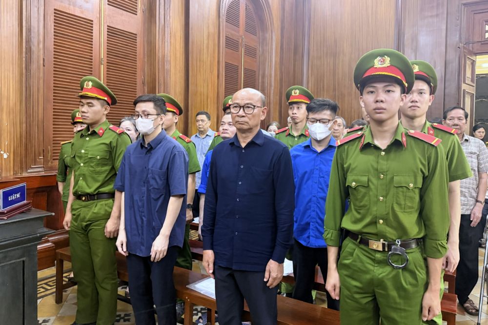 Các bị cáo tại phiên tòa. Ảnh: Anh Tú