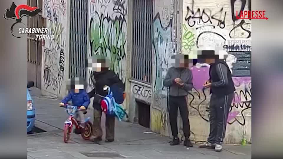 Torino, spacciatori vicino alle scuole del centro e nei pressi della ...