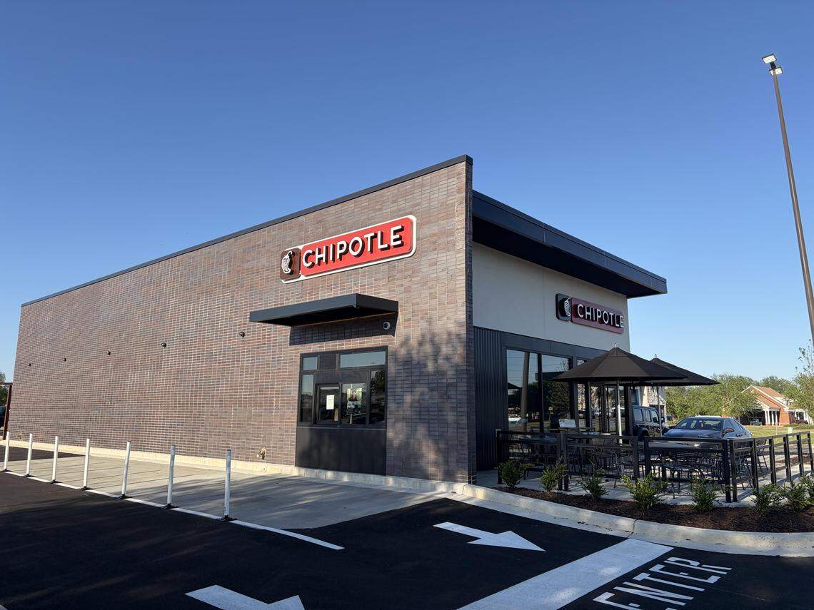 New Chipotle Mexican Grill with digital drive-thru opens this week in ...