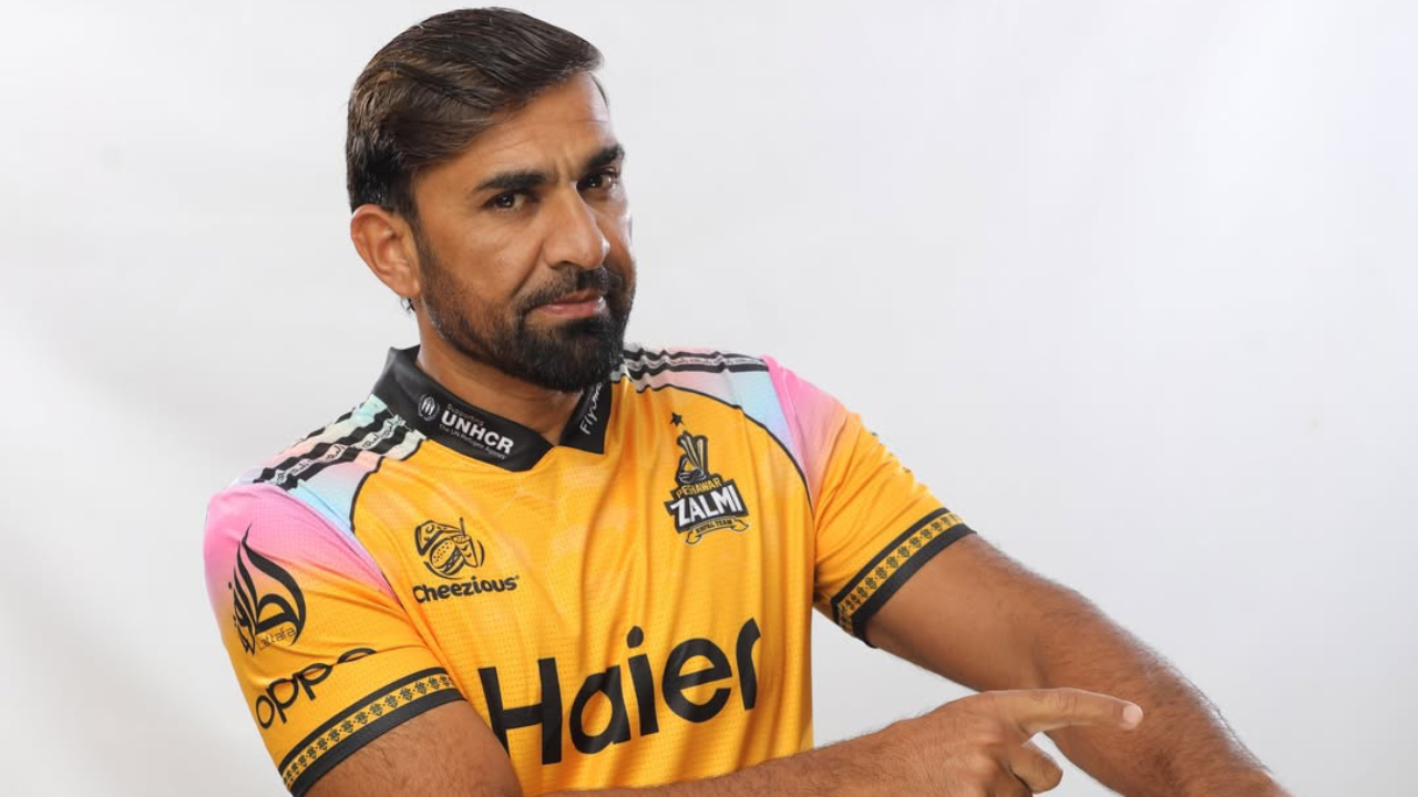 Iftikhar Ahmed creates PSL history; does what no Pakistani ever has ...