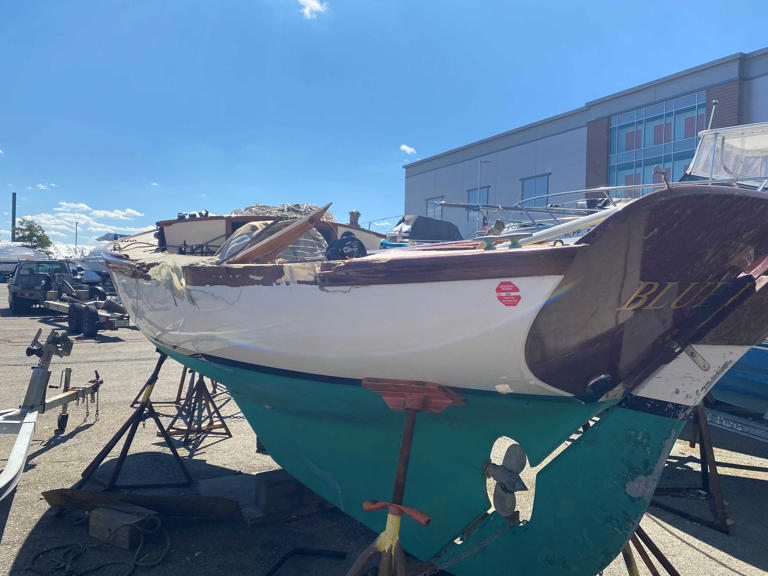 Mass. man faces charges in boat crash that killed woman in 2024