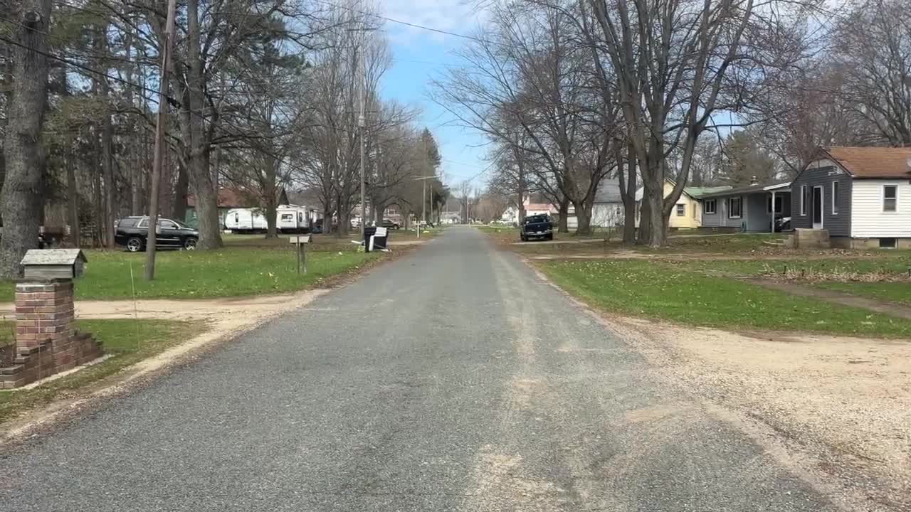 Police: 2-year-old child hurt after accidentally being hit by truck in ...