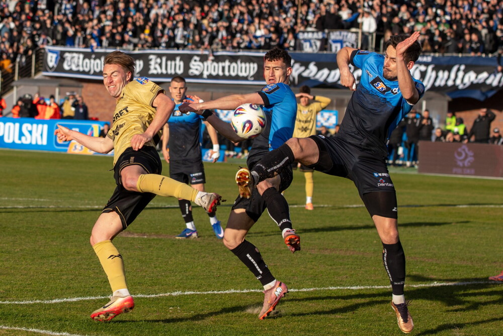 Piłkarski PP – Górnik pierwszym finalistą po wygranej z Zawiszą 1:0