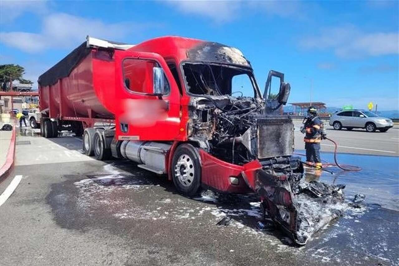 Big rig fire on Golden Gate Bridge snarls traffic into San Francisco