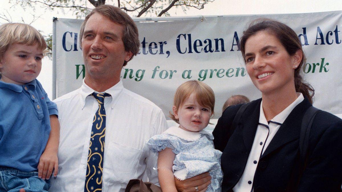 RFK Jr.'s second wife Mary took his secret diaries as 'leverage ...
