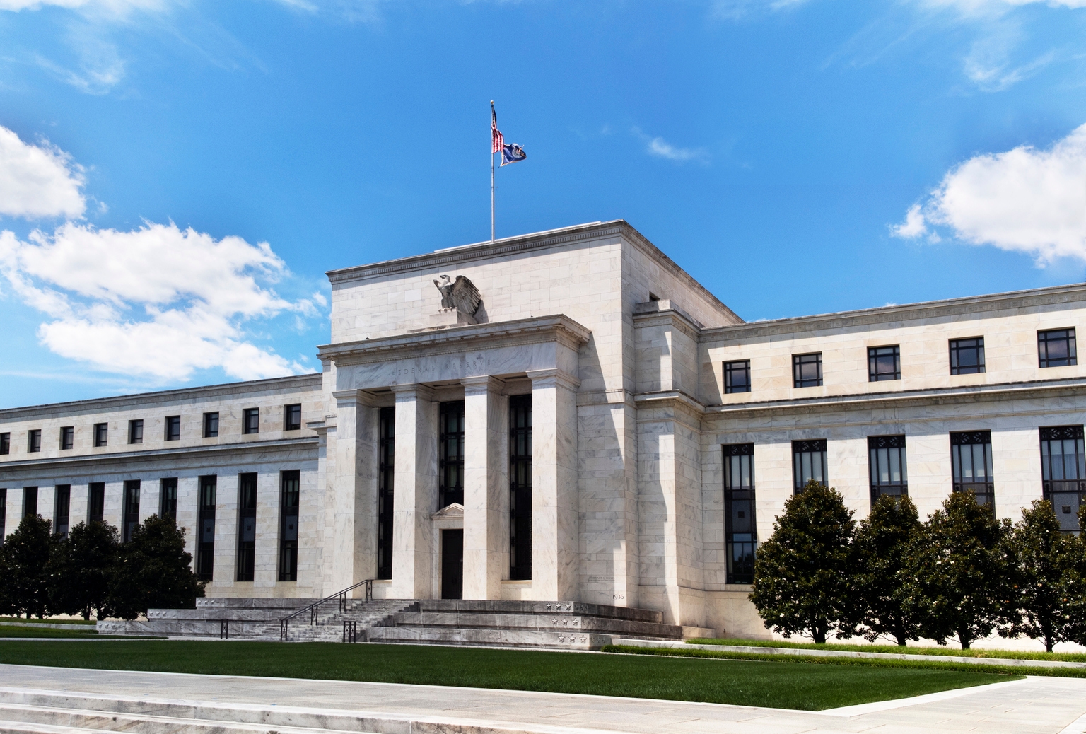 Fed officials see higher risk in inflation and labor market, while the ...