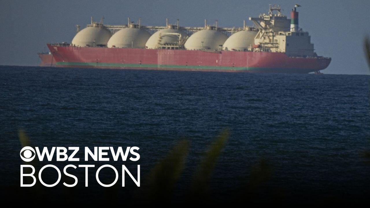 Oil prices plunge after US announces ceasefire agreement with Iran