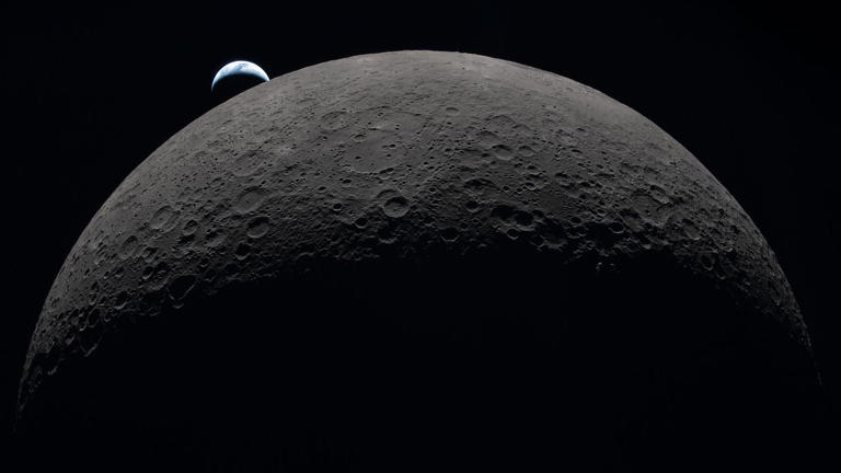 Putting boots on the moon 'is absolutely doable, and it's doable soon ...
