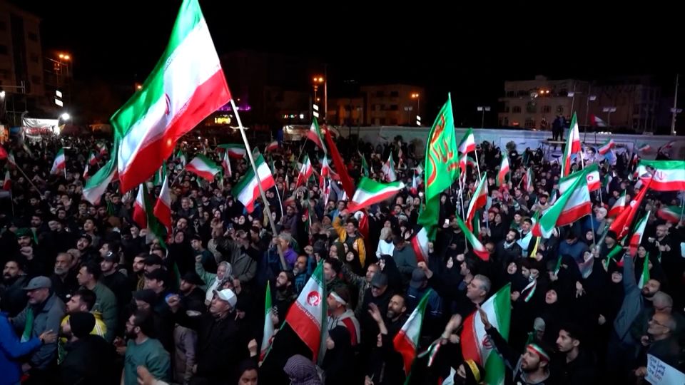 Iranians speak to CNN about US-Iran ceasefire<br><br>