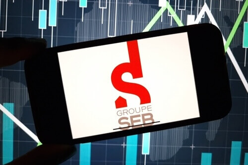 L'action SEB décroche de 2,5 % et revient tester son support à 46