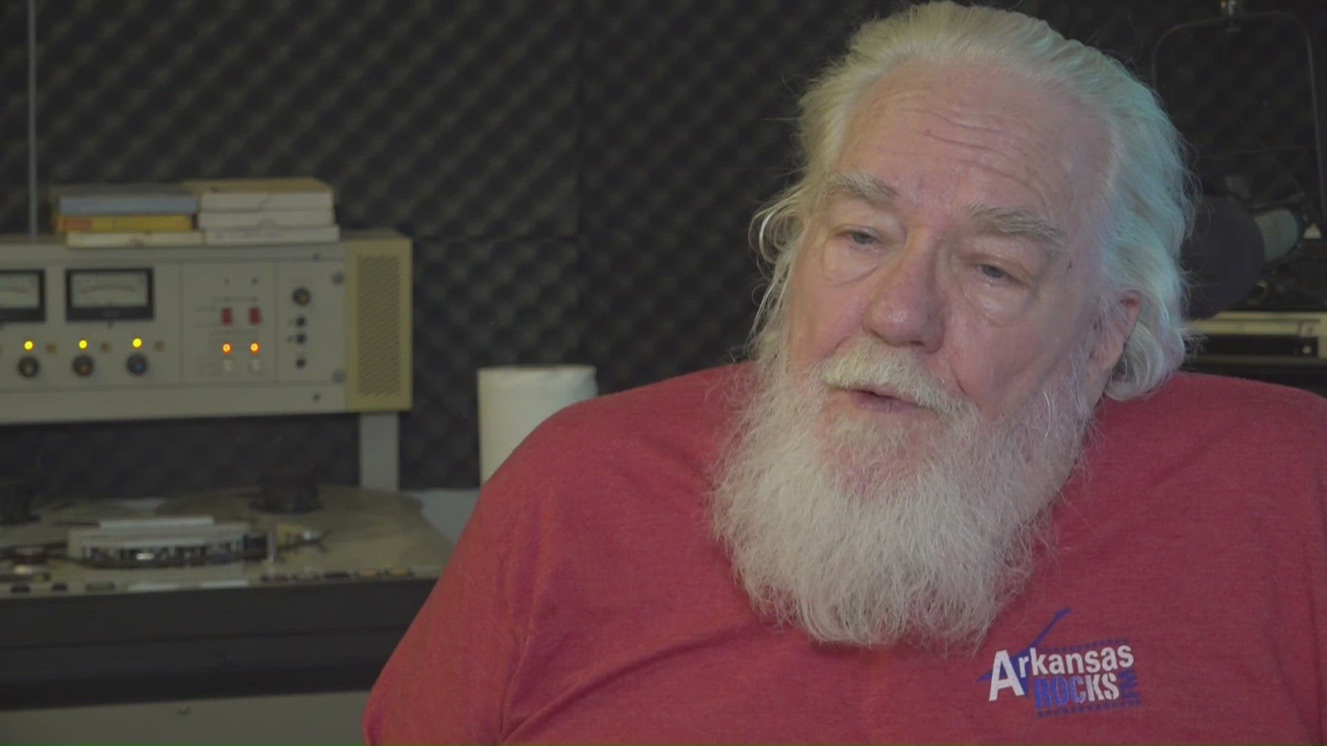 Arkansas radio legend pulls back the curtain on his decades-long career