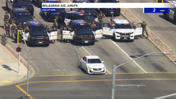 Suspect dead after crash as Riverside County deputies deploy Grappler ...
