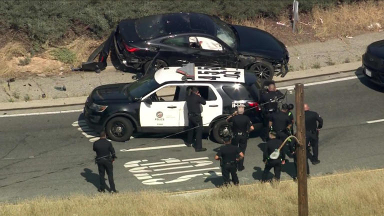 One dead after pursuit ends with officer-involved shooting on 5 Freeway ...