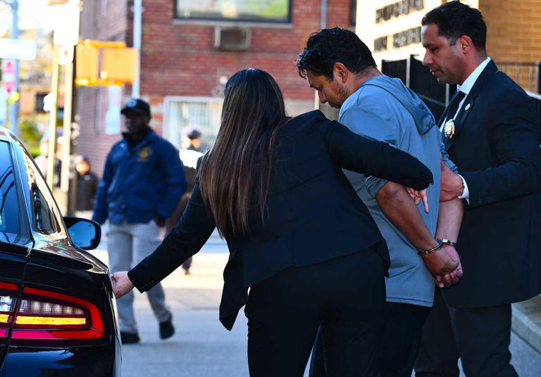 Queens man hit with eight murder charges for allegedly setting deadly ...