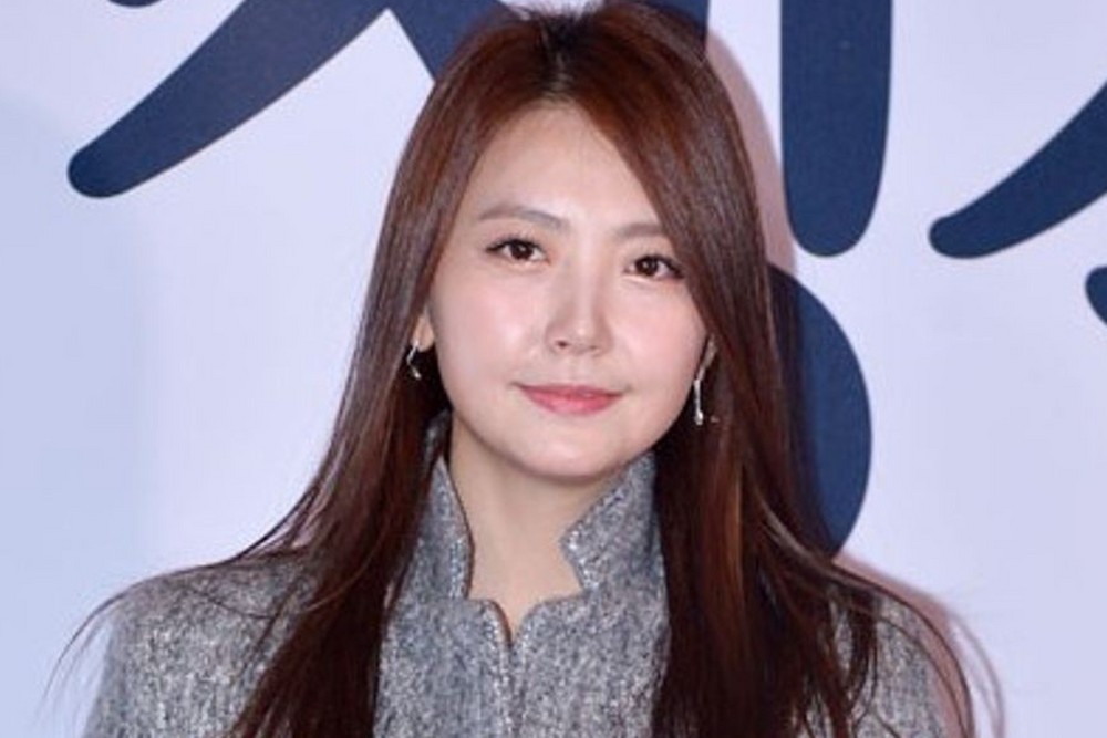 임성언, 남편 '200억 횡령' 1년 만에…조용히 등장