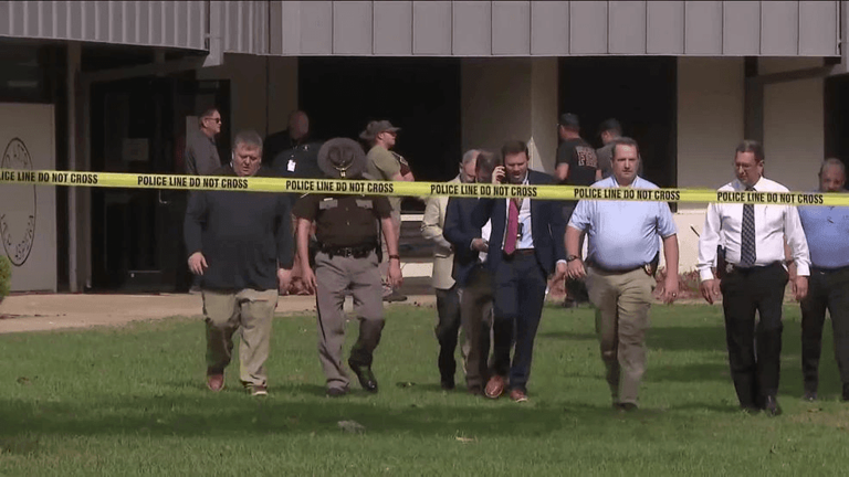 Students return to class after Pauls Valley school shooting