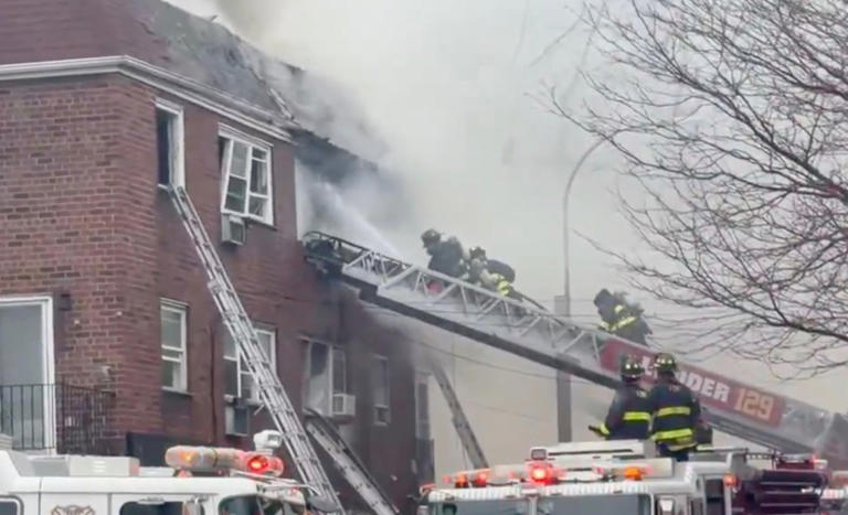 Total stranger arrested for setting NYC house fire that killed 4 ...