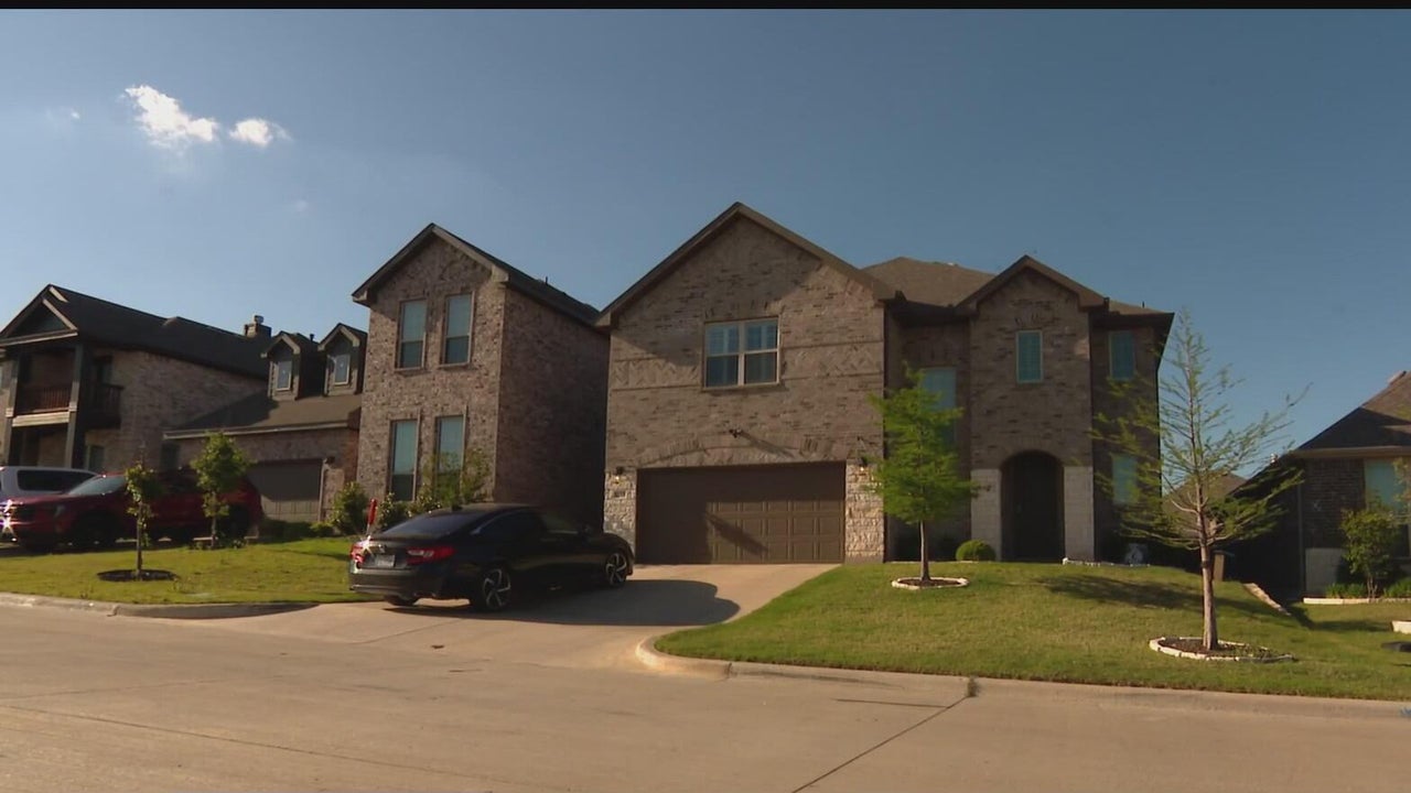 North Texas couple, former police officials tied to widening