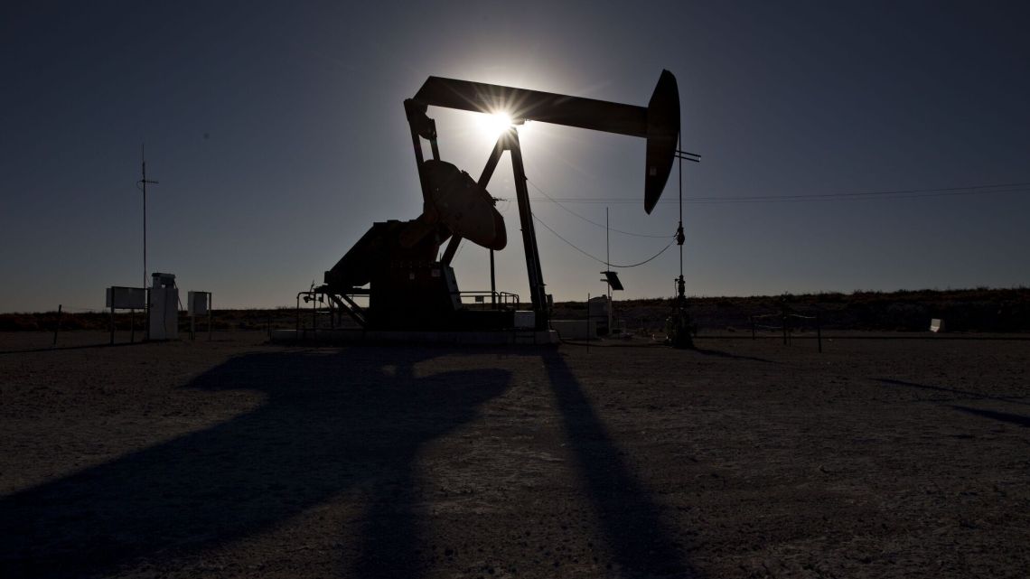 Los precios del petróleo y el gas se desploman tras el acuerdo de alto ...