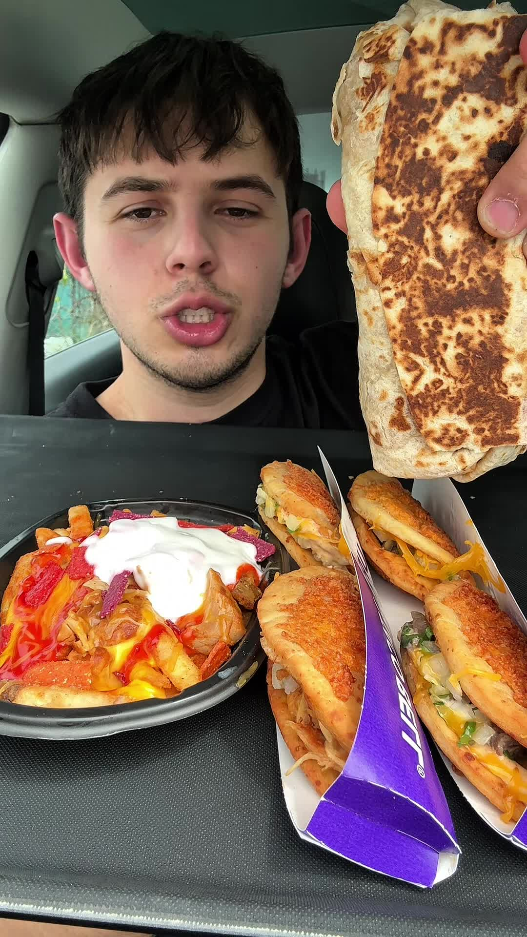 Trying Taco Bell’s cheesy cheddar street chalupas