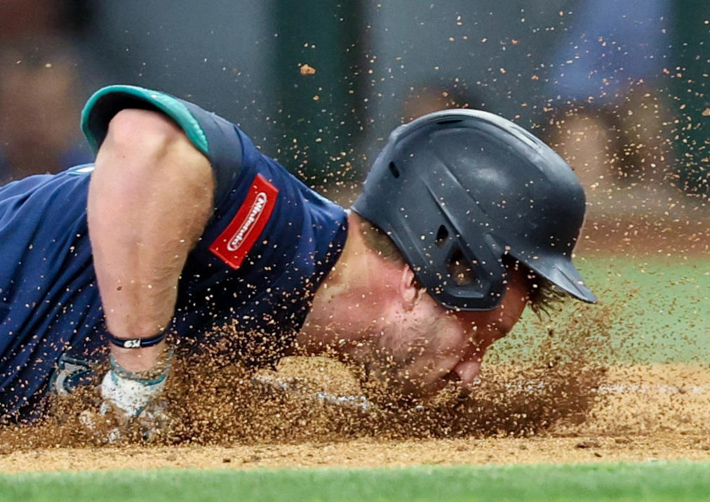  7-5 &ndash; Rangers work through Woo to sweep Mariners 