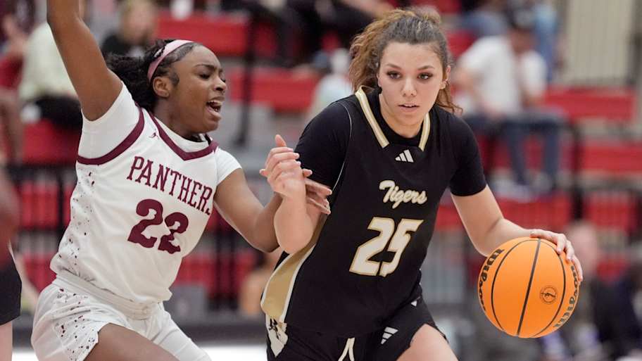 Mizzou earns commitment from former top-50 prospect McKenzie Mathurin ...