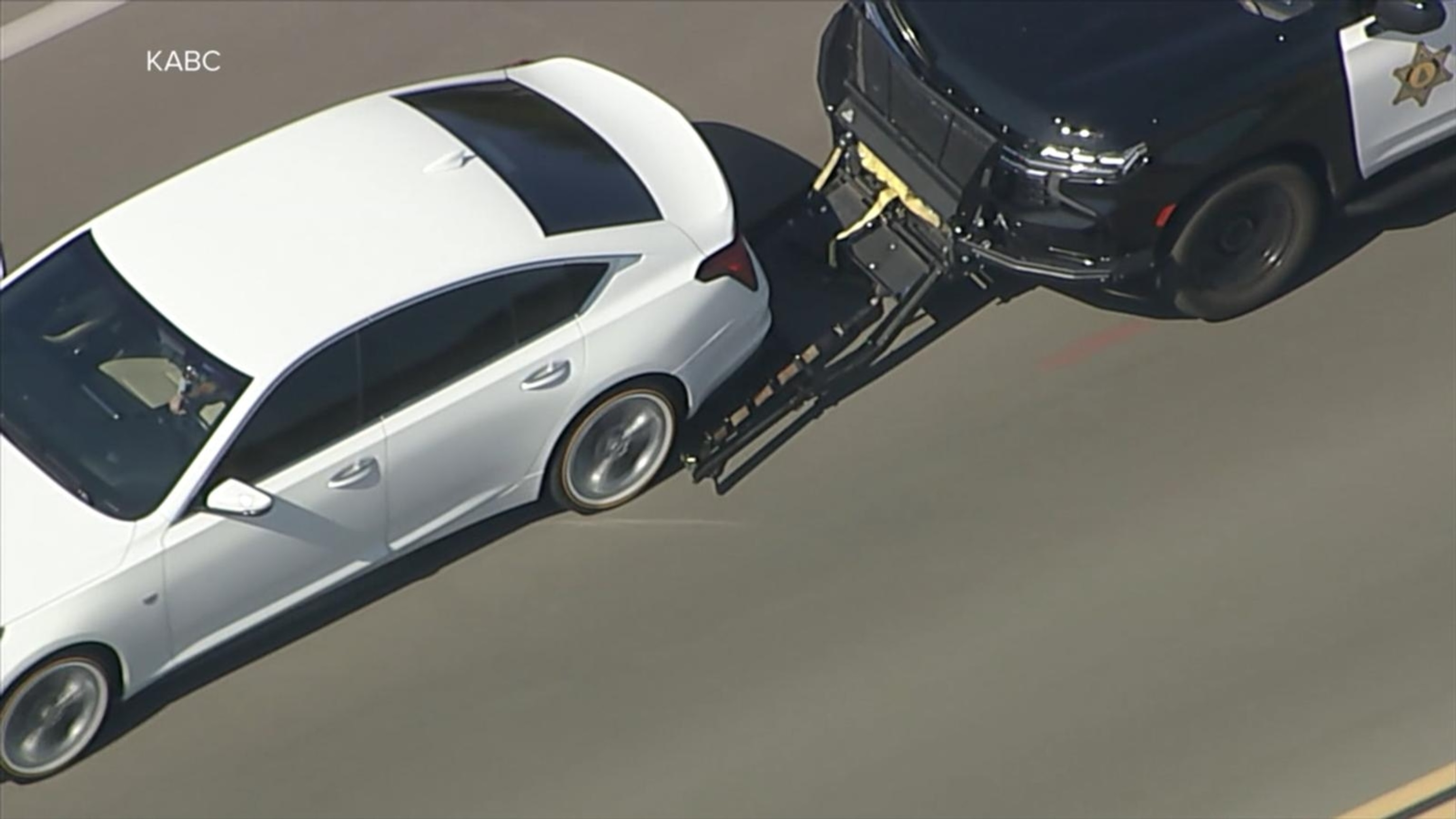 Video shows dramatic end to police chase in Jurupa Valley, California